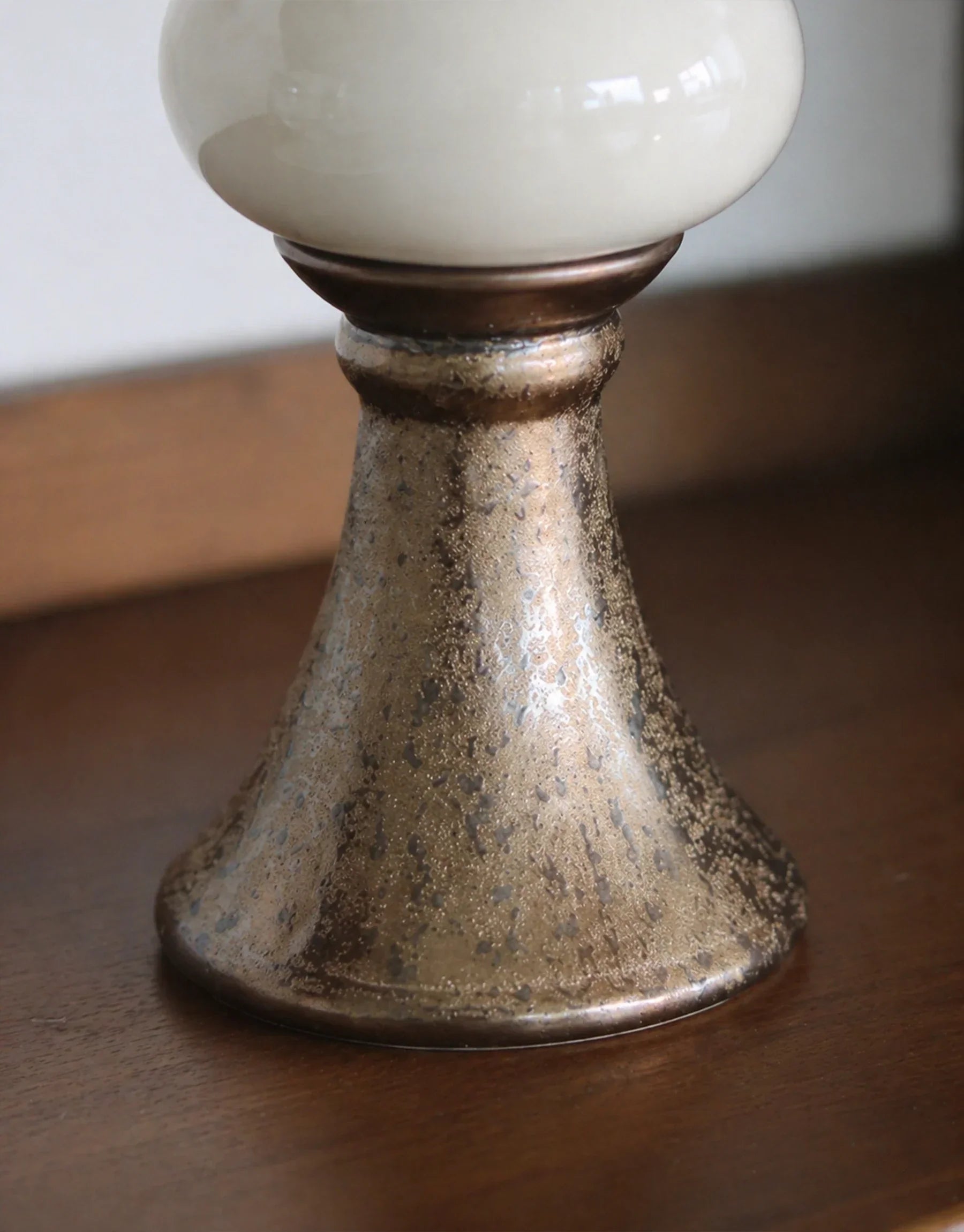 Dorennoa French Vintage Pedestal Ceramic Vase